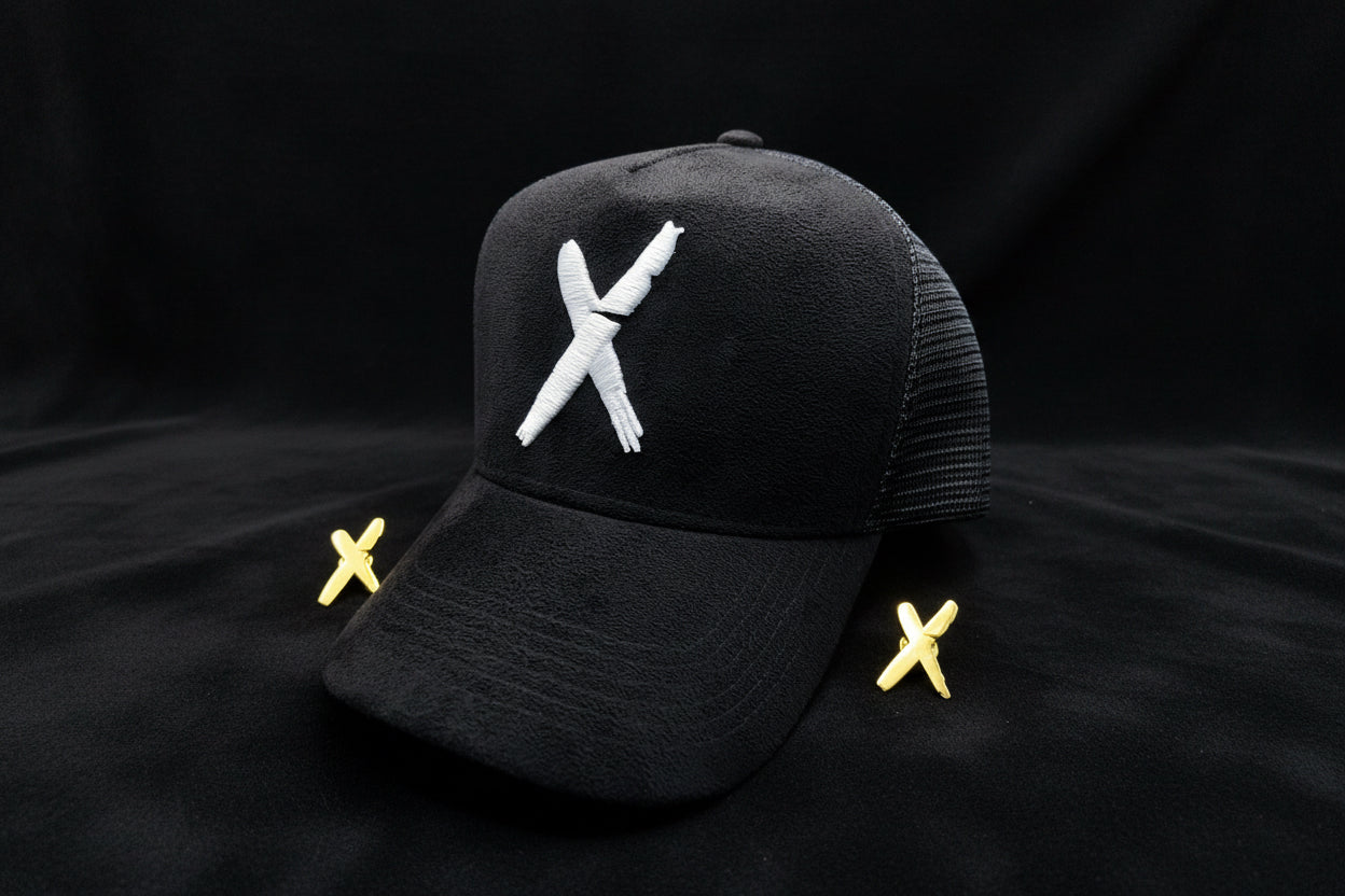 Black Suede/White Mesh